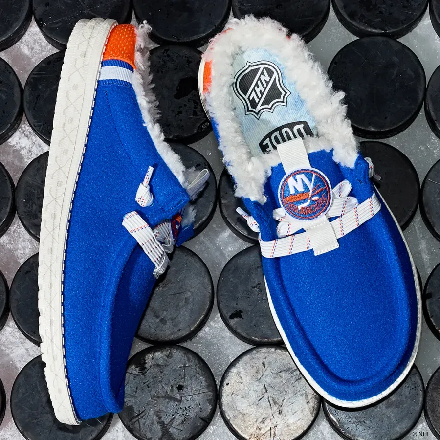 NHL® New York Islanders® Wally Slip - Image 2