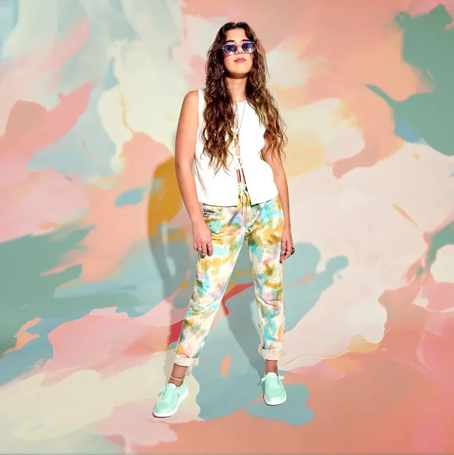 Wendy Stretch Canvas - Image 2